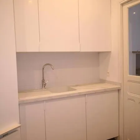 Idealement Place أجاكسيو